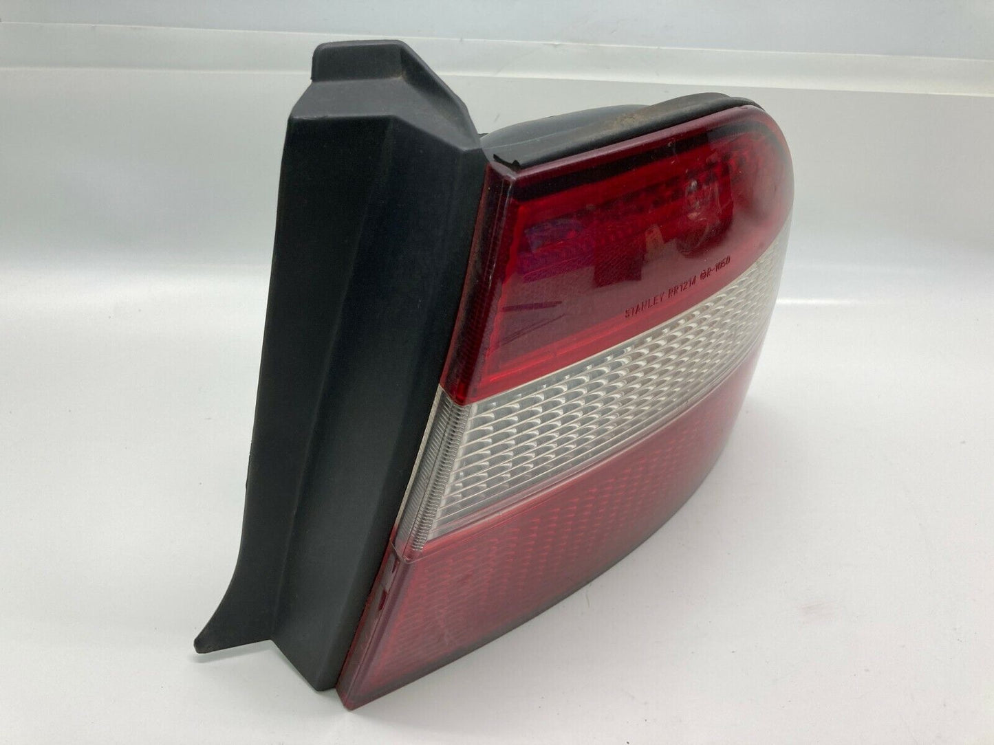 1994 1995 Honda Accord Sedan Right Passenger Side Tail Light Taillight 043-1214