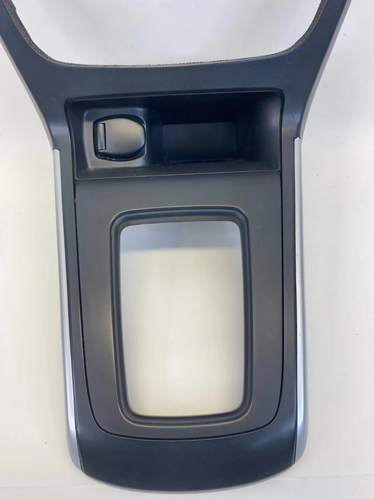 2015-2019 NISSAN SENTRA CENTER CONSOLE SHIFTER BEZEL TRIM FACTORY 969243YU1A OEM