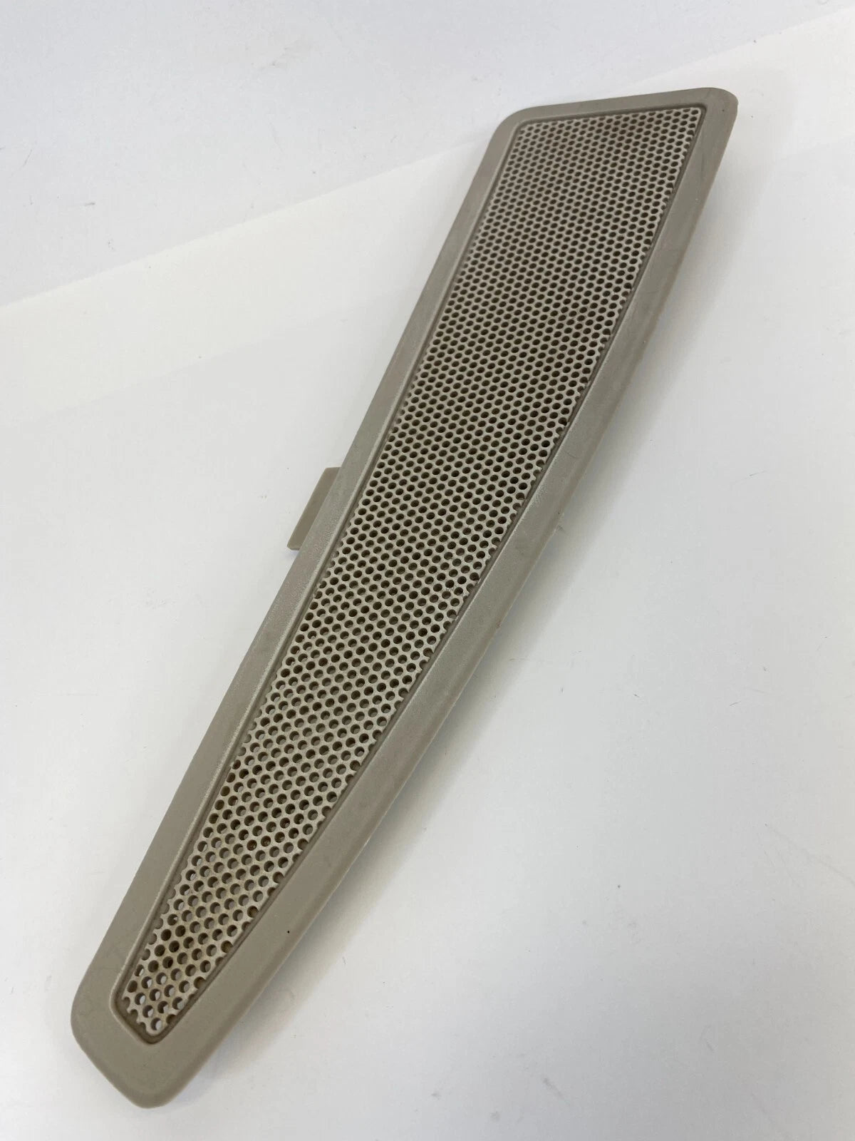 2006 07 08 2009 MERCURY MILAN FRONT LEFT SIDE SPEAKER GRILLE TRIM OEM