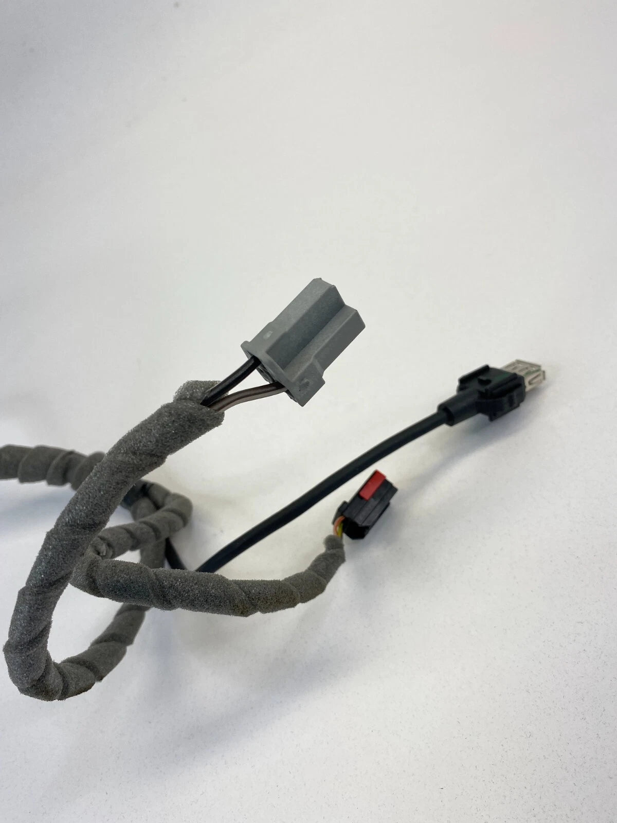 2016 16 FORD FOCUS SEDAN FRONT CENTER CONSOLE WIRE HARNESS WIRING G1ET-15K857