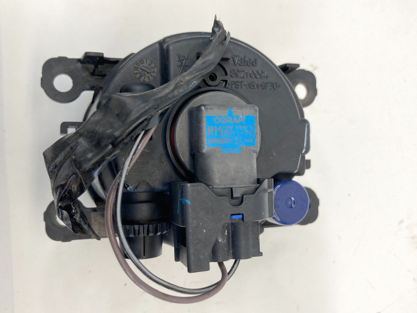 2013-2018 Ford C-Max Front Right Passenger Side Bumper Fog Light Lamp 89210094