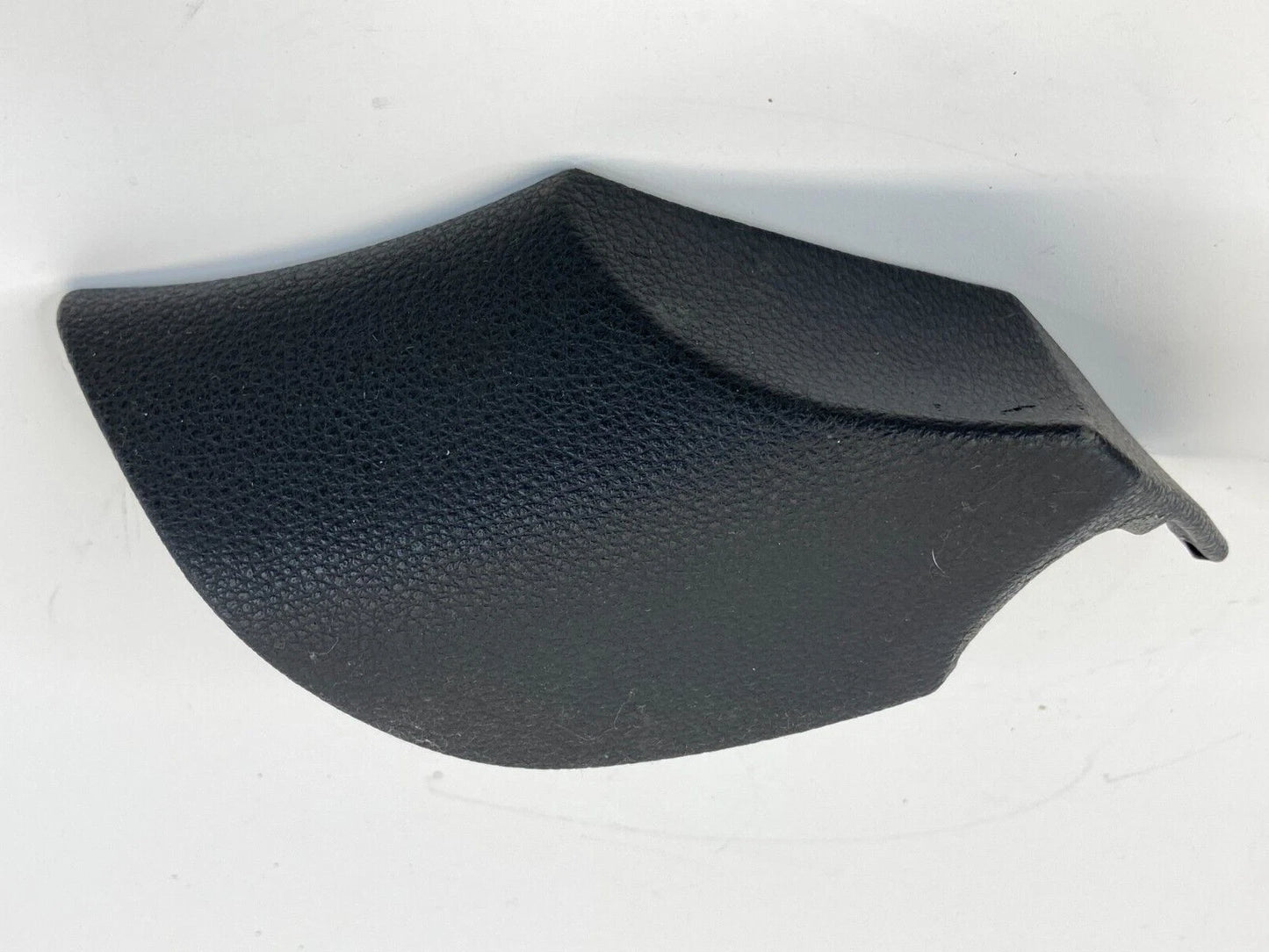13-15 CHEVROLET MALIBU DASH STEERING COLUMN COVER TRIM COVER BEZEL 22813803
