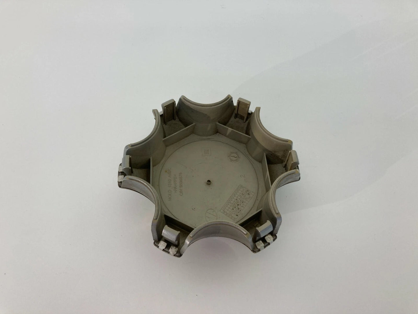 2007-2010 SATURN OUTLOOK RIM WHEEL CENTER CAPS HUBCAP HUB CAP 9596876 OEM