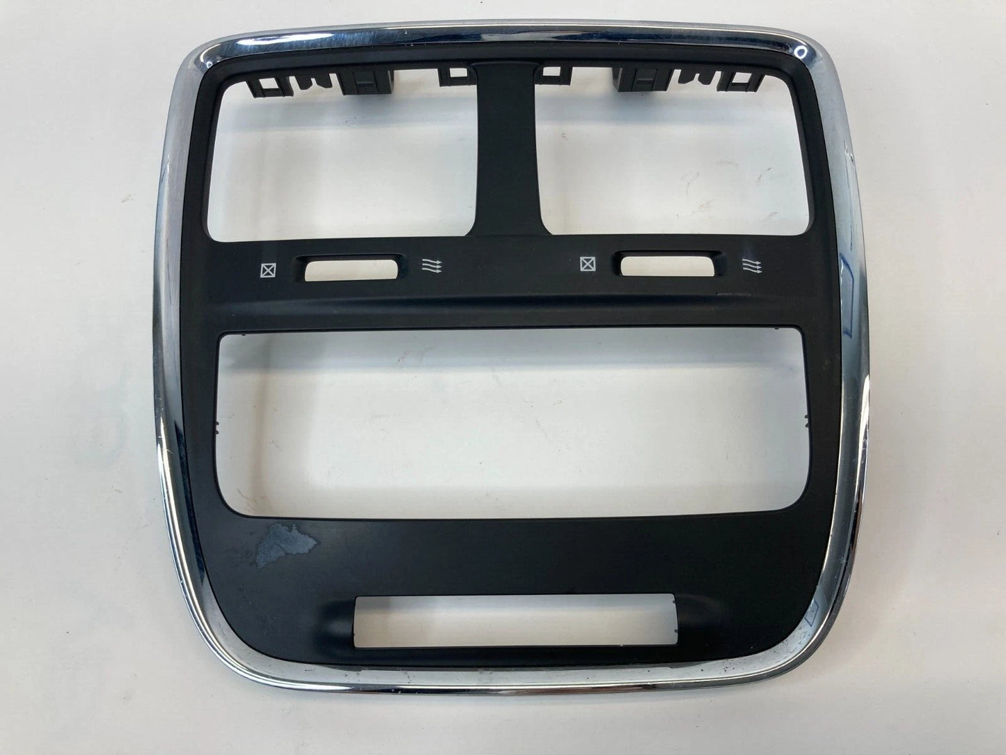 12-15 RAM CARGO VAN TRIM COVER PANEL BEZEL CENTER DASH RADIO GRILLE 1SQ531X9AD