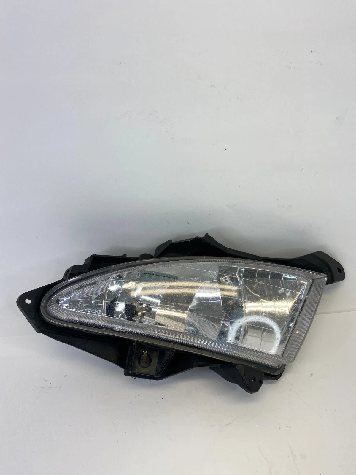2007 2008 2009 2010 HYUNDAI ELANTRA FRONT RIGHT PASSENGER FOG LAMP FOG LIGHT OEM
