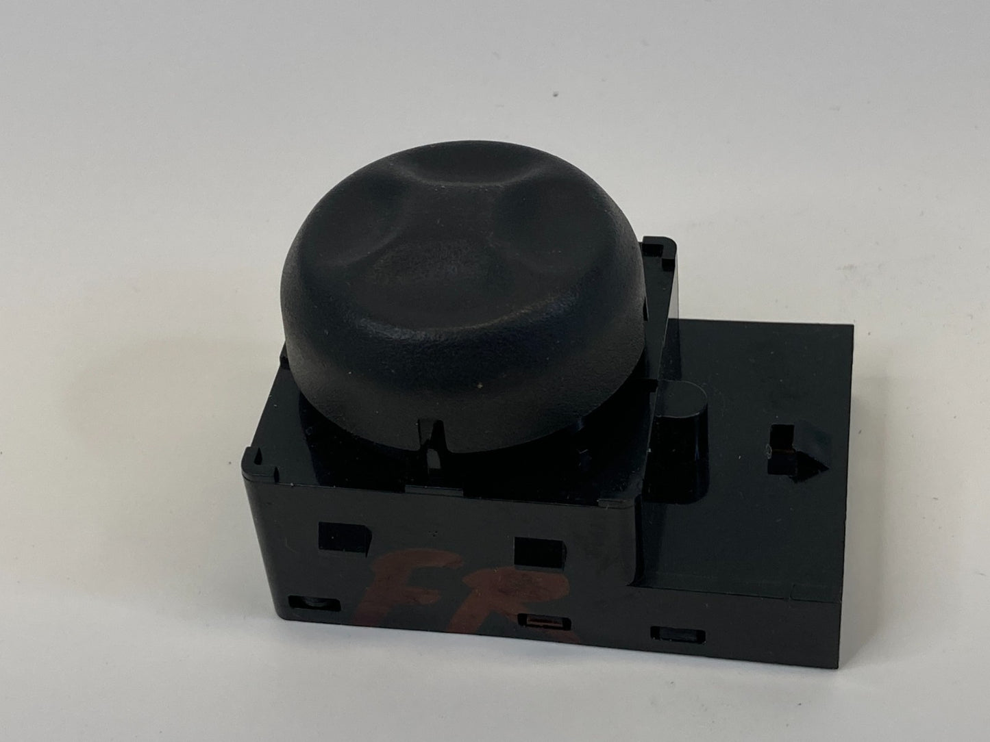 2007-2009 GMC Yukon Front Right Seat Power Lumbar Control Switch 15785408 OEM