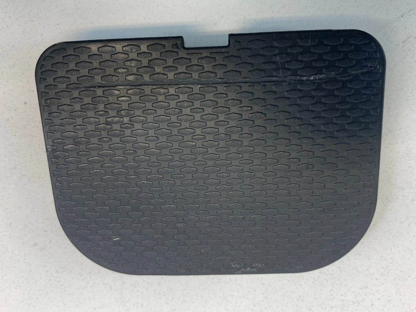 07-13 MITSUBISHI OUTLANDER REAR QUARTER PANEL PLUG CAP COVER TRIM 7230A168ZZ OEM