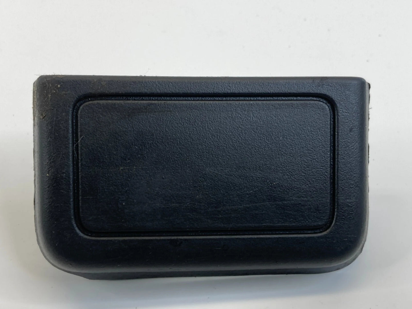 2007-2012 GMC ACADIA RIGHT SIDE SEAT TRACK BOLT COVER END CAP TRIM 1193872RH