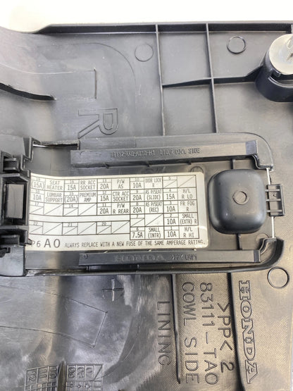 10 11 HONDA ACCORD CROSSTOUR RIGHT COWL KICK PANEL LID FUSE TRIM 83112-TA0-A010