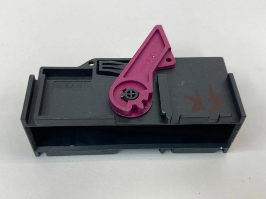 2006-2011 AUDI A6 SEDAN 3.2L FRONT RIGHT JUMPER CONTACT BRIDGE CONNECTOR OEM