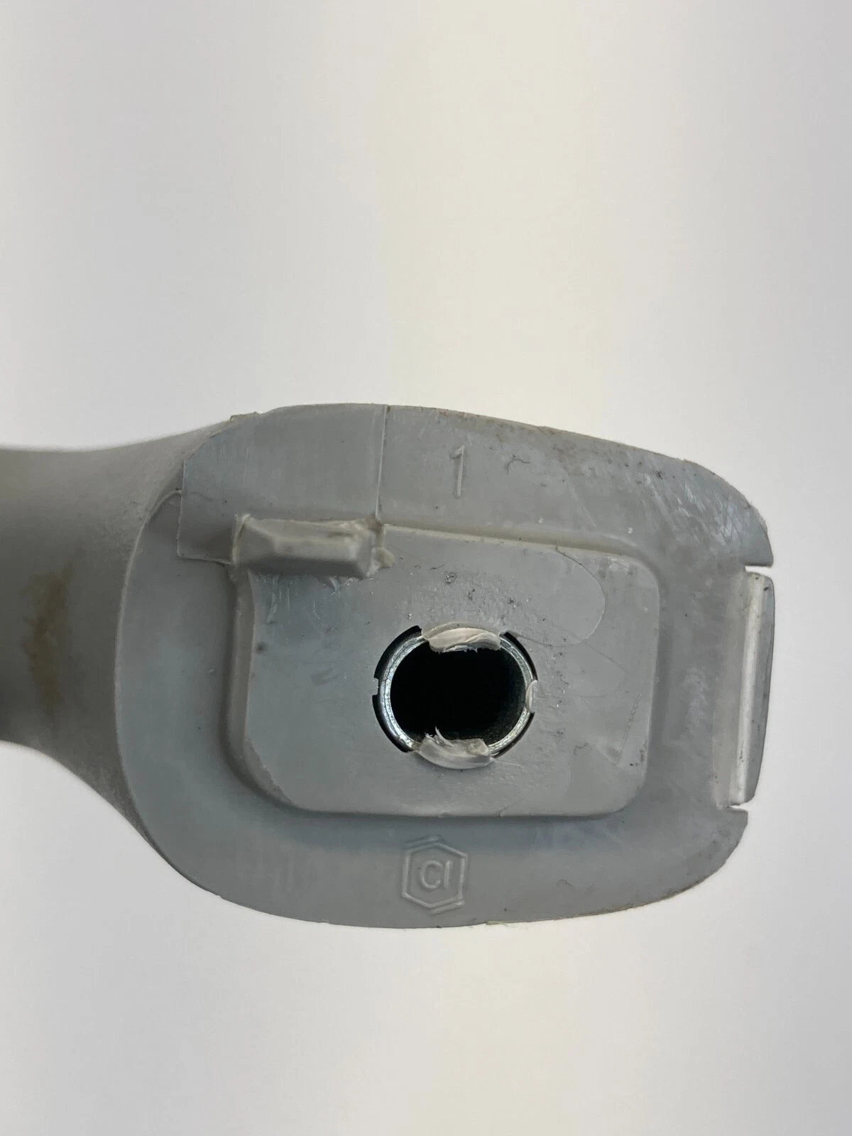2013-2015 CHEVROLET SPARK FRONT RIGHT SIDE INNER GRAB GRIP HANDLE ASSIST BAR OEM