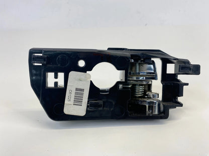 09 10 HYUNDAI SONATA REAR LEFT SIDE INNER INTERIOR DOOR HANDLE 83613-NF520 OEM