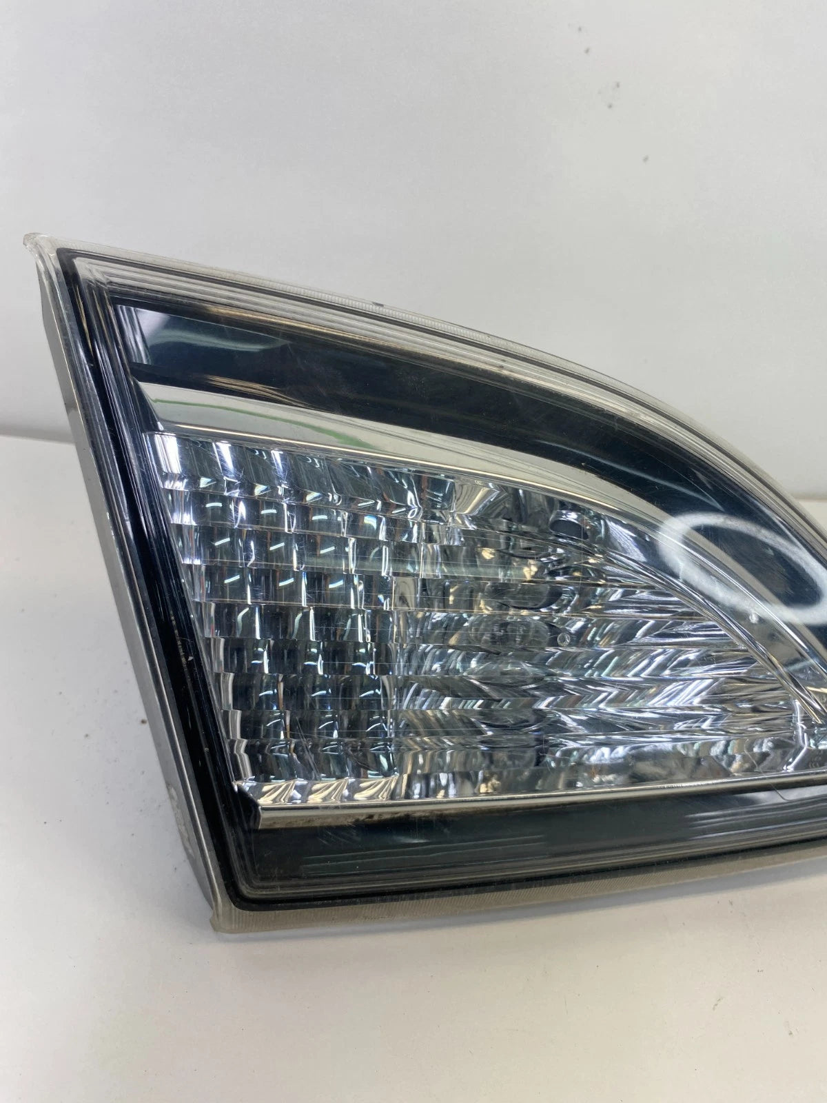 2010-2013 MAZDA 3 SEDAN REAR LEFT SIDE TRUNK LID INNER TAILLIGHT BACKUP LAMP OEM