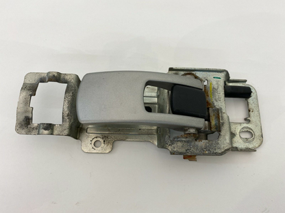 2005-2009 Chevrolet Equinox Rear Right Inner Door Handle Assembly 5480880 OEM