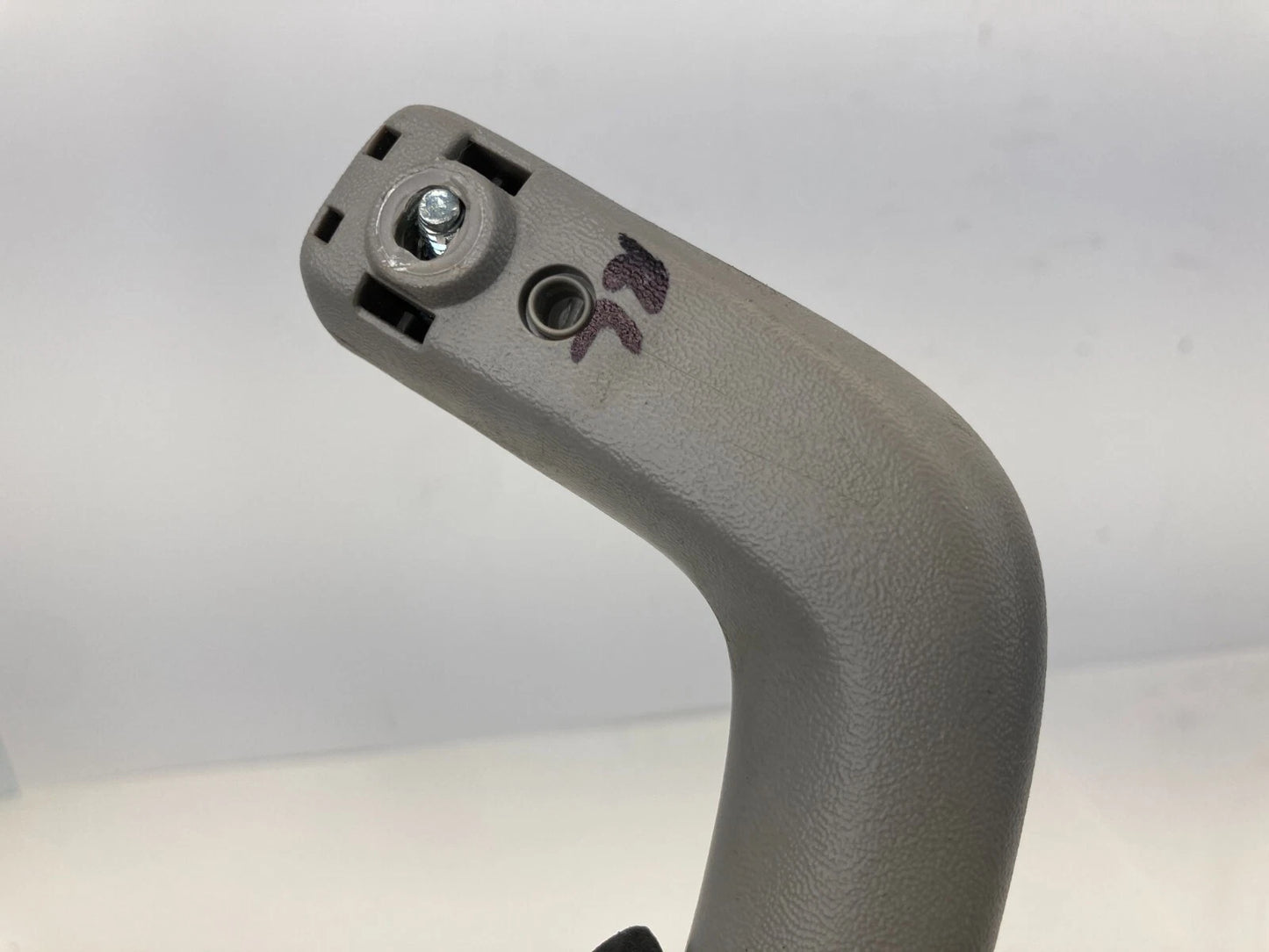 08-10 INFINITI QX56 REAR PILLAR LEFT & RIGHT SIDE INNER GRAB HANDLE PAIR