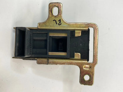 1999-2004 HONDA ODYSSEY REAR LEFT SIDE SLIDING DOOR LOCK KNOB CONTROL SWITCH OEM