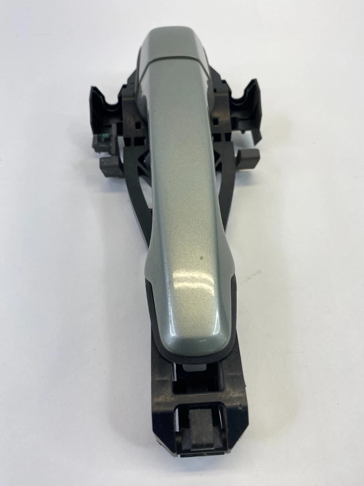 2008-2016 VOLVO XC70 REAR LEFT SIDE EXTERIOR DOOR HANDLE ASSY 30784202 OEM