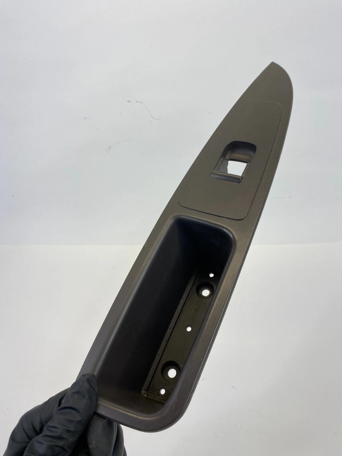 2008-2012 CHEVROLET MALIBU REAR LEFT WINDOW SWITCH BEZEL TRIM PANEL 25952184 OEM