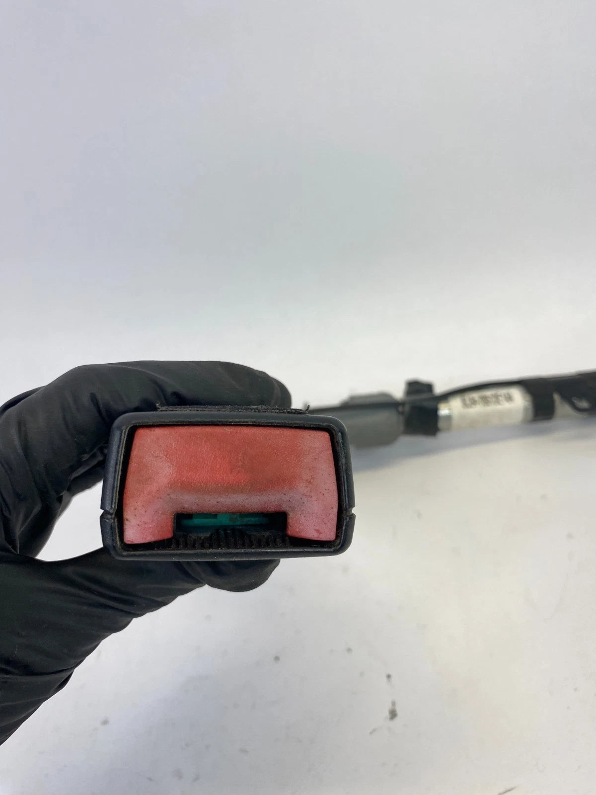 2008-2012 FORD ESCAPE FRONT RIGHT PASSENGER SEAT BELT BUCKLE 8L84-78610E14-A