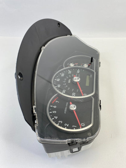 04-06 Mitsubishi Galant Dash Instrument Cluster Speedometer Gauges 260.967 Miles