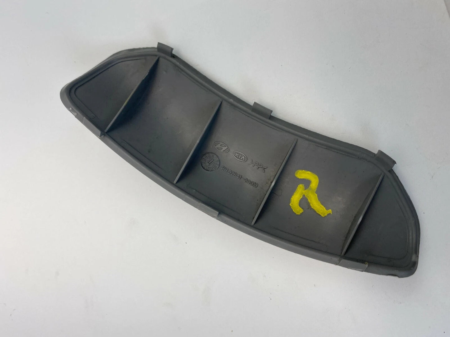 2006-2008 KIA OPTIMA FRONT RIGHT INNER DOOR HOLE COVER PANEL TRIM 92641-2G010