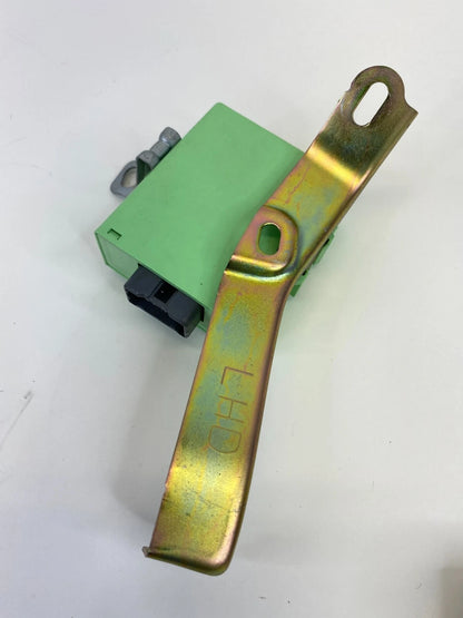 1998-2005 LEXUS GS300 RELAY RUNNING LIGHT CONTROL MODULE 82642-33020 OEM