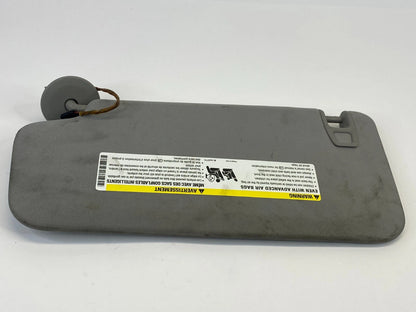 09-17 CHEVY TRAVERSE 08-17 BUICK ENCLAVE RIGHT PASSENGER SUNVISOR SUN VISOR GRAY