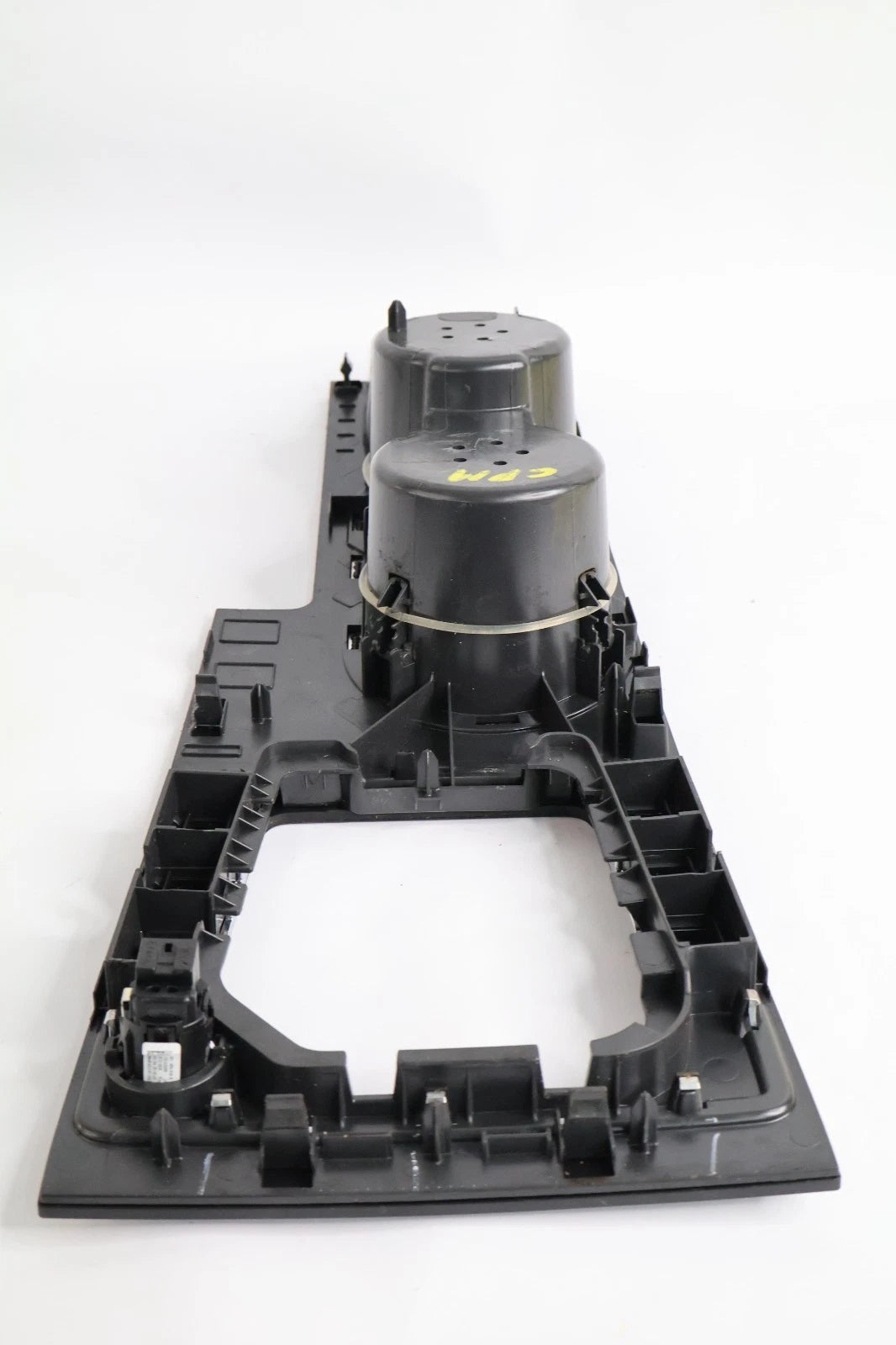 12-19 VOLKWAGEN PASSAT CENTER CONSOLE SHIFT SHIFTER BEZEL TRIM PANEL 561-864-263
