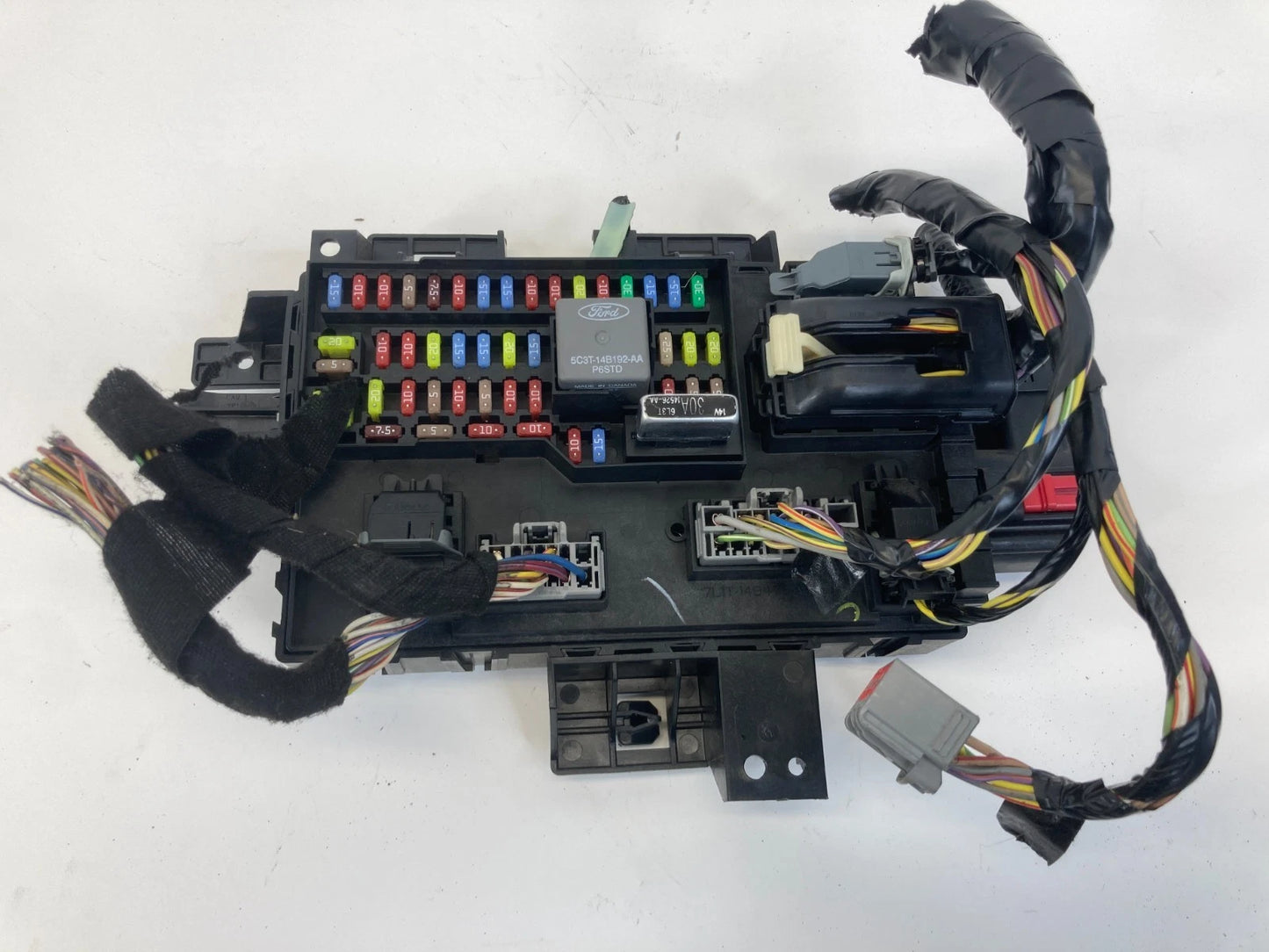 2010-2012 LINCOLN MKT 09-12 FLEX MULTIFUNCTION FUSE BOX JUNCTION AA8T-15604-AE