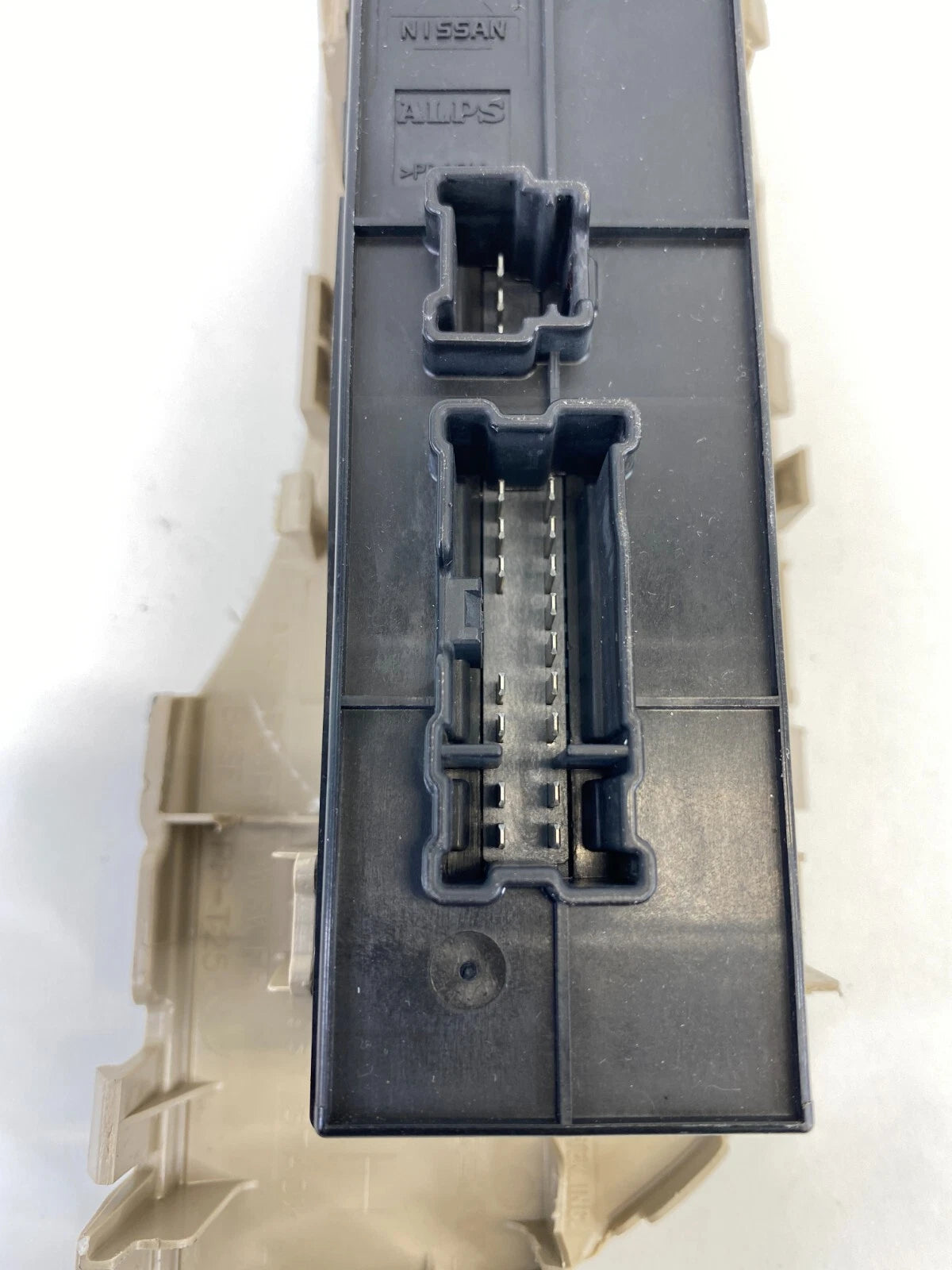 13-18 NISSAN ALTIMA FRONT LEFT DOOR MASTER WINDOW SWITCH W/ BEZEL 25401-3TA5A