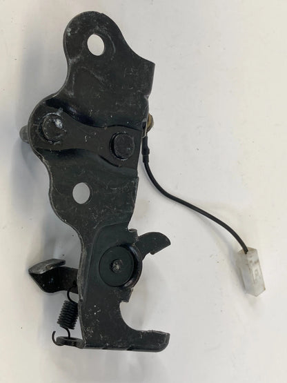 06 07 08 09 10 11 KIA RIO SEDAN REAR TRUNK DECK LID LATCH STRIKER OEM