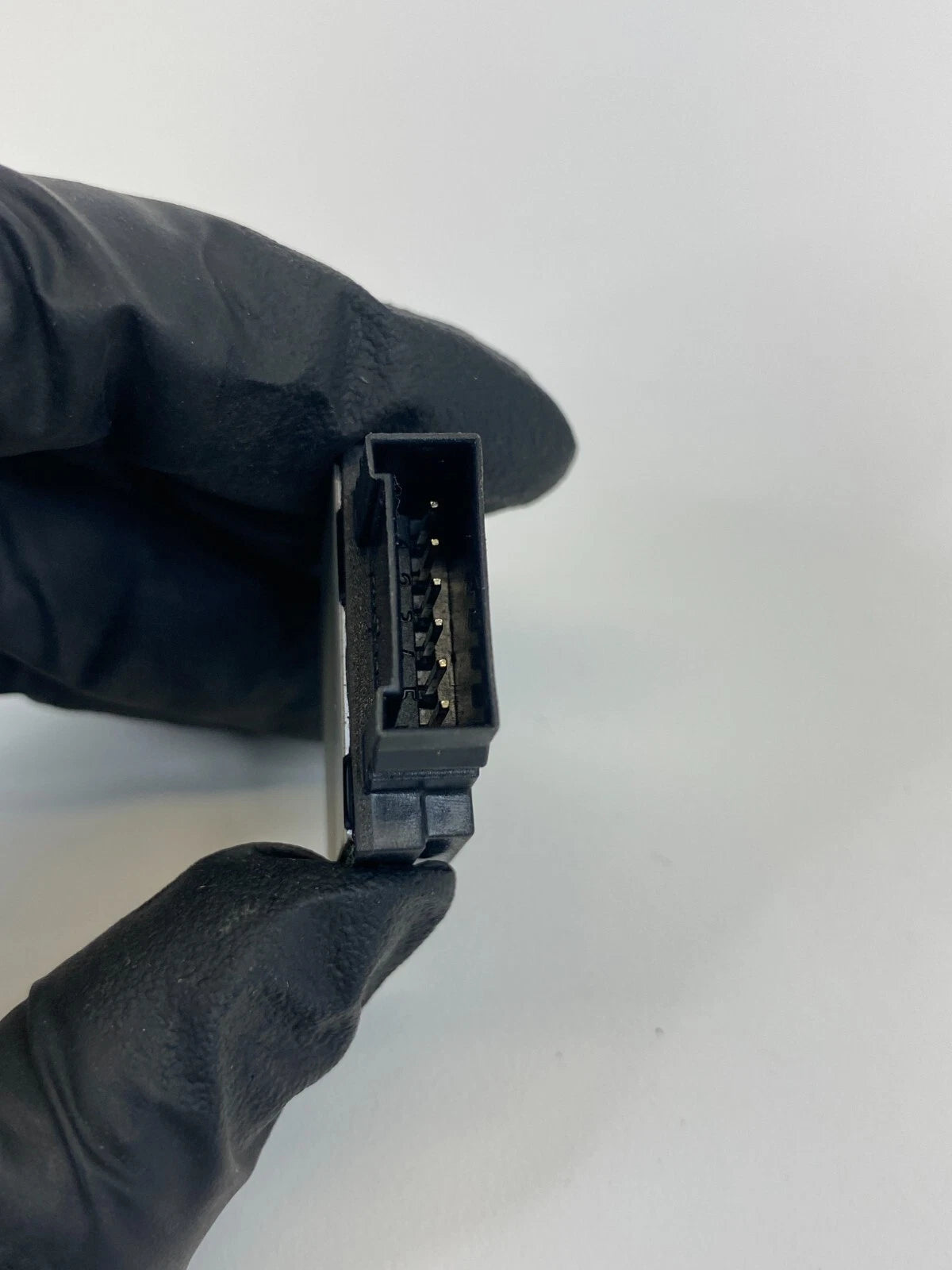 12-17 CHEVROLET EQUINOX HUMIDITY & WINDSHIELD TEMPERATURE SENSOR MODULE 13231068