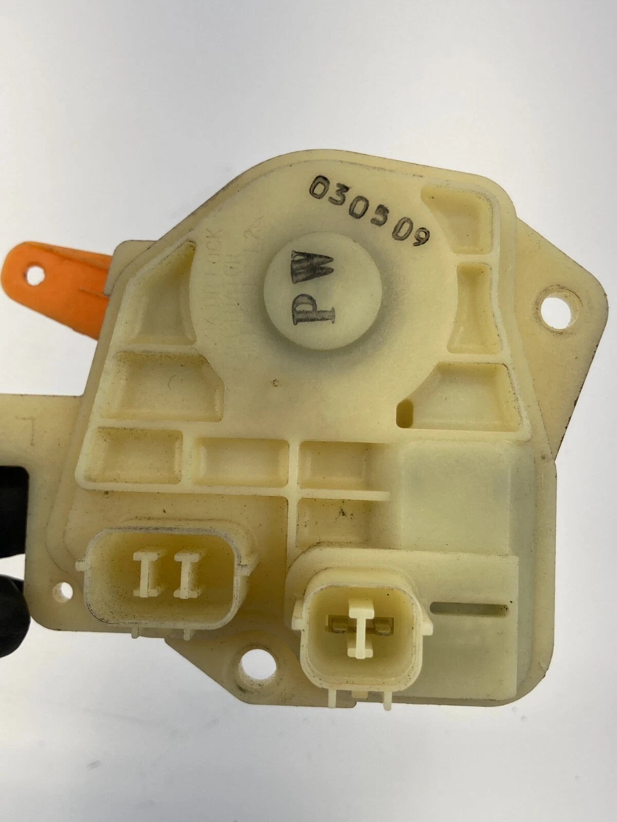 2001-2005 HONDA CIVIC SEDAN REAR LEFT SIDE DOOR LOCK LATCH BUTTON ACTUATOR OEM