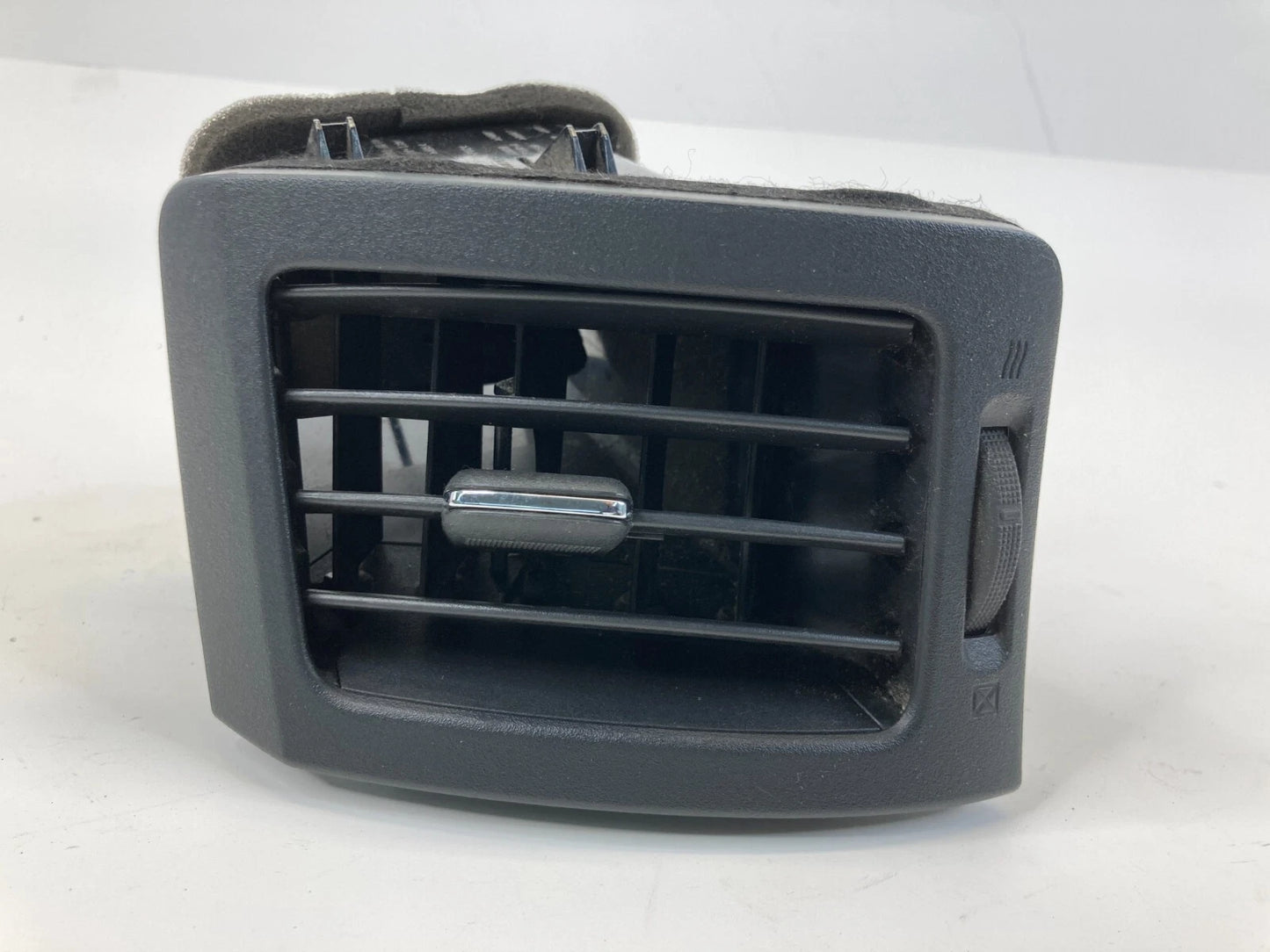2007 2008 INFINITI G35 FRONT LEFT DRIVER DASH AC AIR VENT GRILLE OUTLET OEM