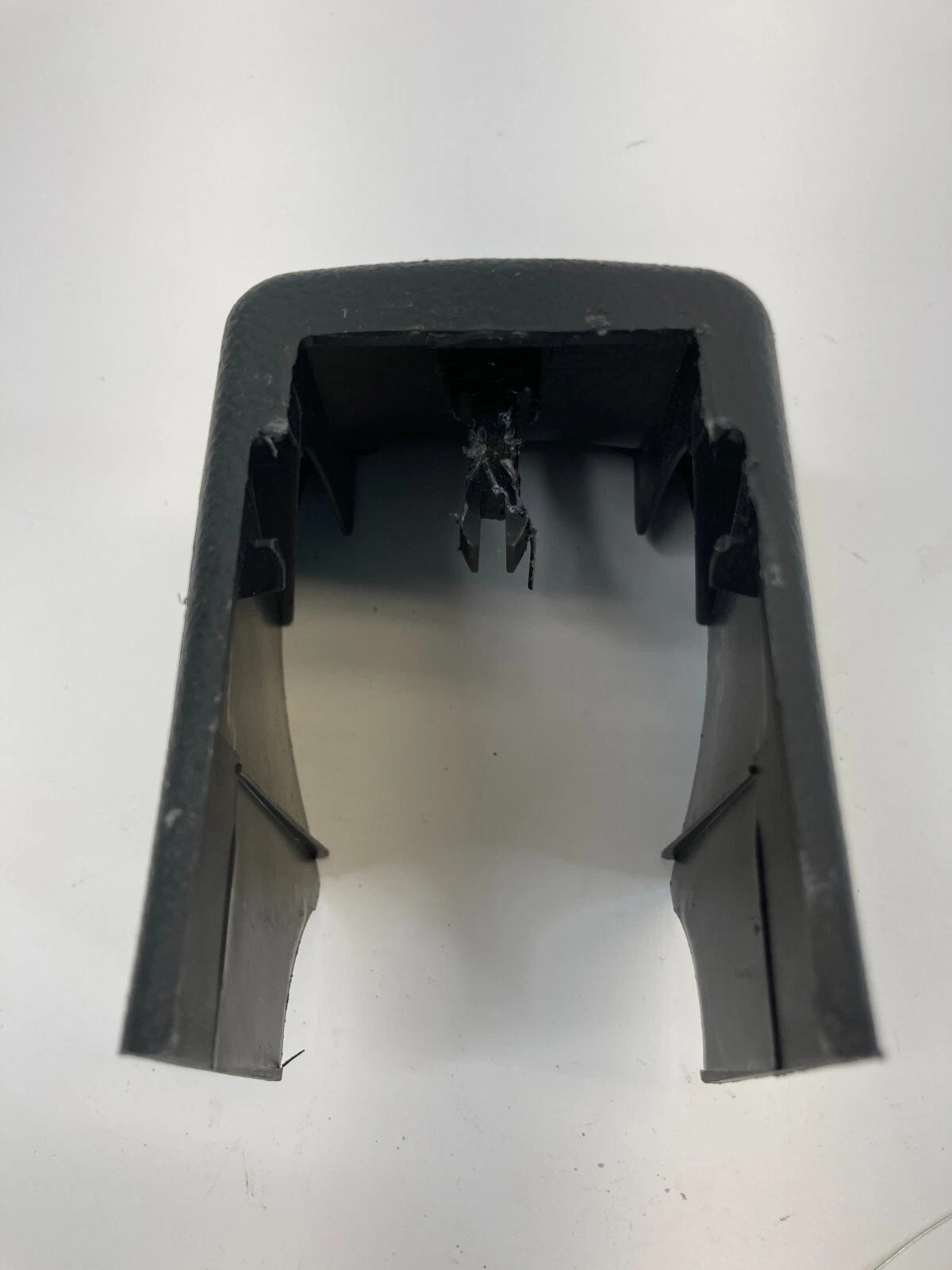 2012-2015 CHEVROLET CAPTIVA SPORT FRONT SEAT TRACK END CAP COVER TRIM 96631140
