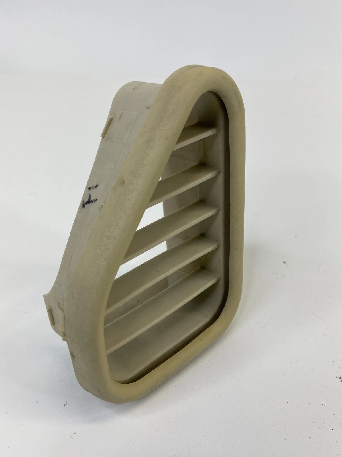 03-06 MERCEDES-BENZ E500 FRONT LEFT DOOR PANEL AIR VENT TRIM ELEMENT 2117200330