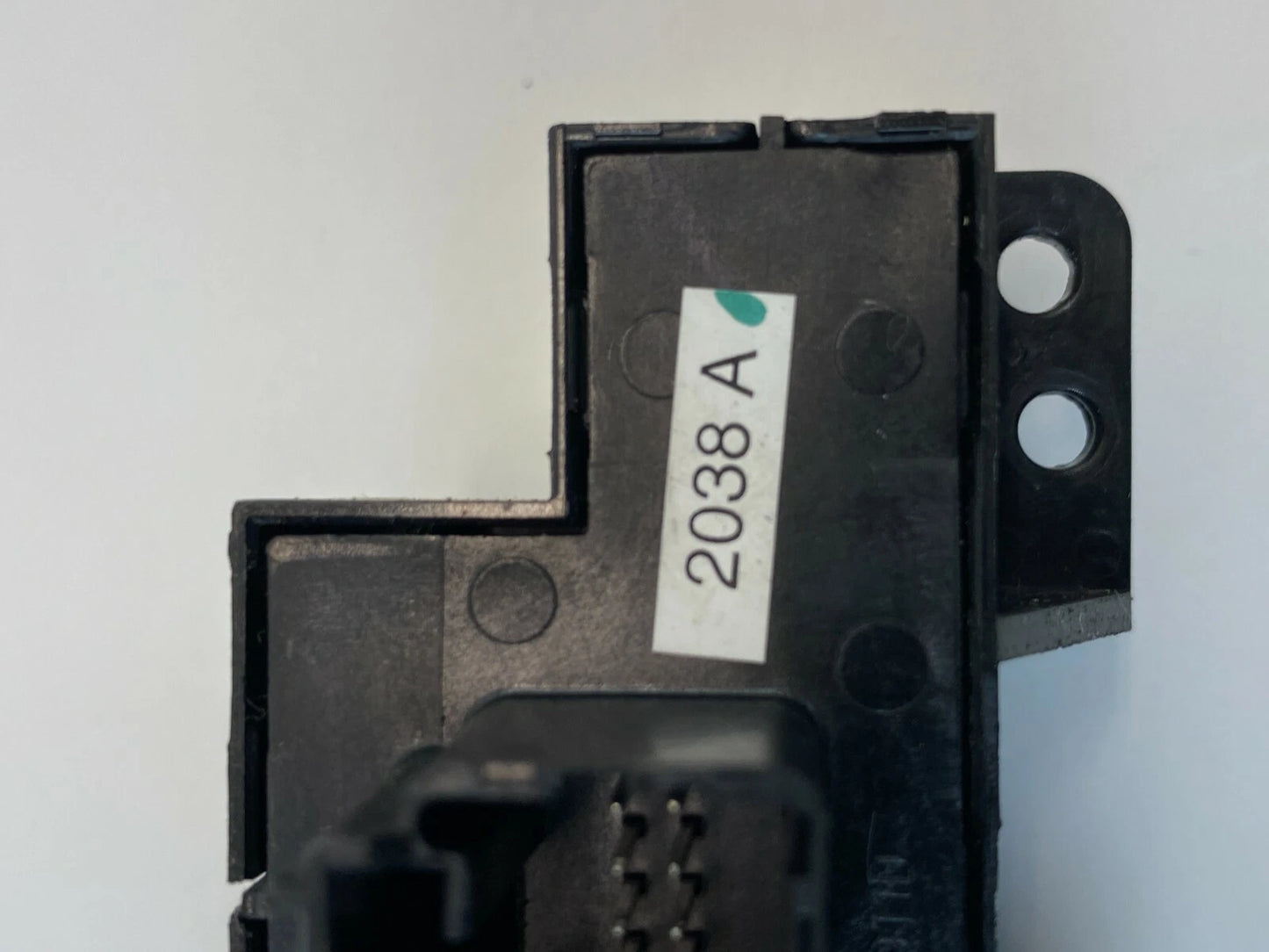 2009 2010 CHRYSLER TOWN & COUNTRY DASH HAZARD LIGHT ESP OFF CONTROL SWITCH OEM
