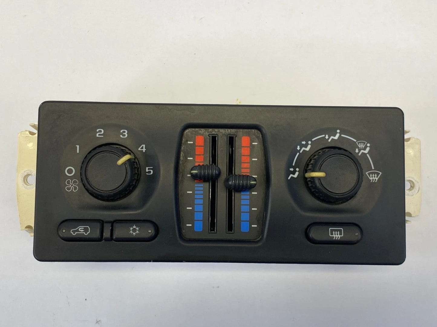 2003-2009 CHEVY TRAILBLAZER MANUAL TEMPERATURE CLIMATE CONTROL SWITCH 10395426