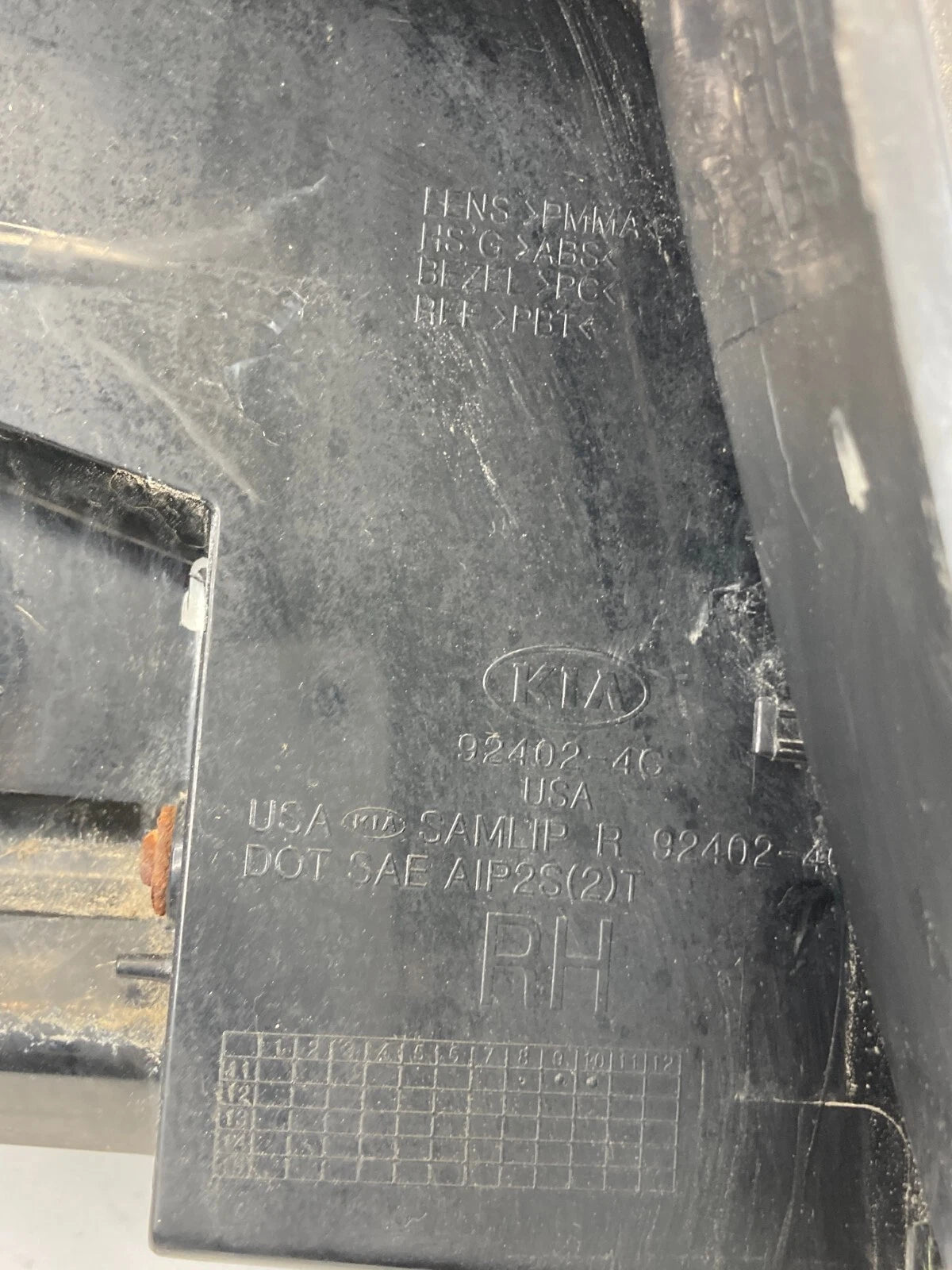 2012 2013 KIA OPTIMA REAR RIGHT PASSENGER OUTER TAIL LIGHT LAMP 92402-4C000 OEM