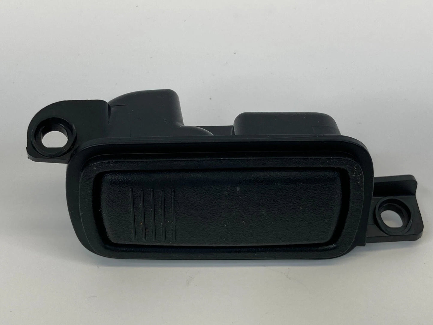 2006-2008 HYUNDAI SONATA SEDAN REAR LUGGAGE HANGER HOOK ASSEMBLY OEM