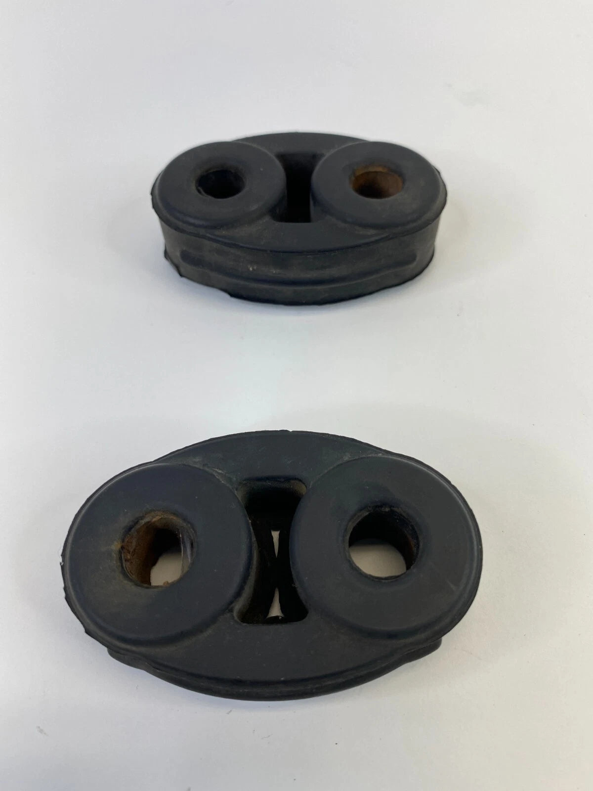 2008-2015 MITSUBISHI LANCER EXHAUST INTER-COOLER HANGER RUBBER MOUNT MR431632