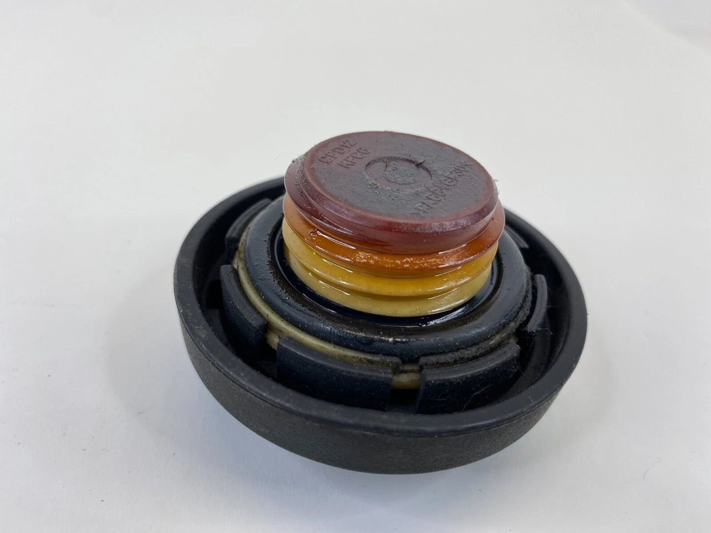 2010-2023 KIA FORTE 1.8L L4 ENGINE OIL FILLER FLUID CAP COVER LID SAE 5W-20 OEM