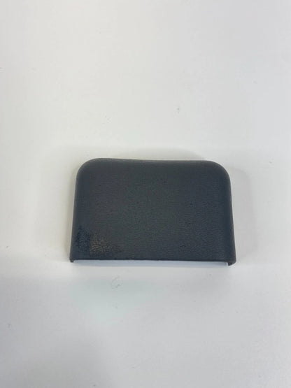 2001-2006 HYUNDAI ELANTRA FRONT RIGHT SIDE SEAT BOLT COVER TRIM 88656-2D000 OEM