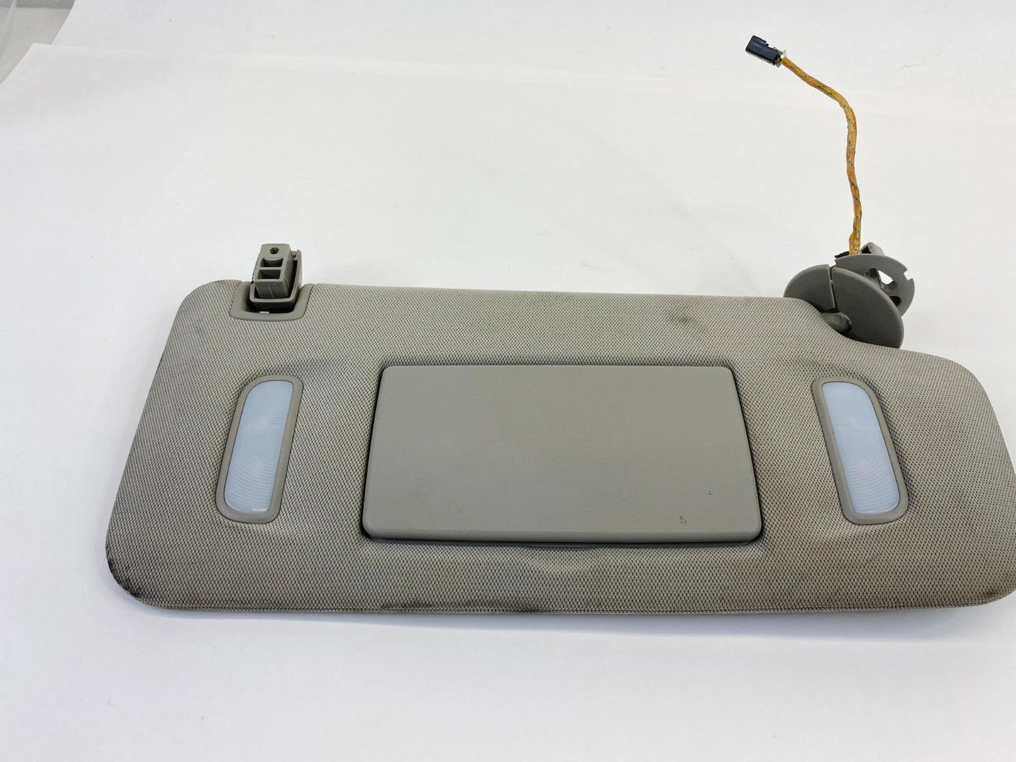 2010-2017 CHEVROLET EQUINOX ROOF RIGHT PASSENGER SUNVISOR SUN VISOR SHADE OEM
