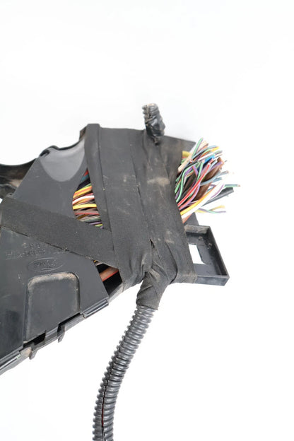 2013-2016 FORD ESCAPE 1.6L L4 ENGINE COMPARTMENT FUSE BOX RELAY JUNCTION BLOCK