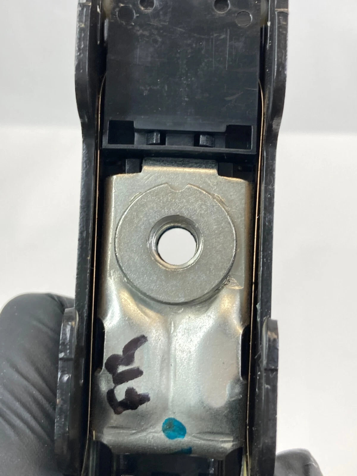 2003-2011 SAAB 9-3 93 SEDAN FRONT RIGHT SEAT BELT HEIGHT ADJUSTER 6163201 OEM