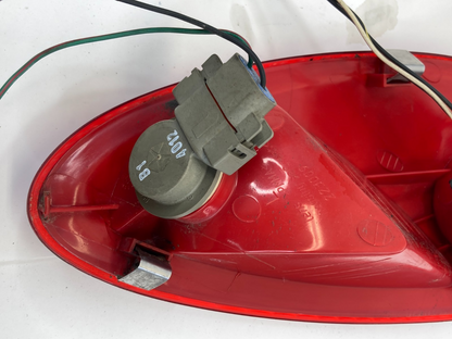 01-05 Chrysler PT Cruiser Rear Left Side Tail Light Taillight Lamp 05288743AG