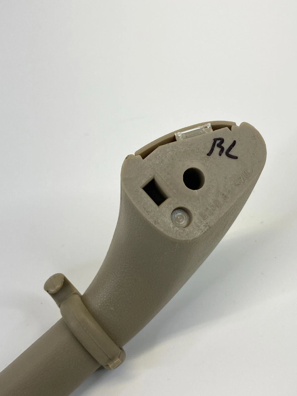 2000-2006 MAZDA MPV REAR LEFT TRUNK GRAB GRIP HANDLE ASSIST STRAP B25D69470 OEM