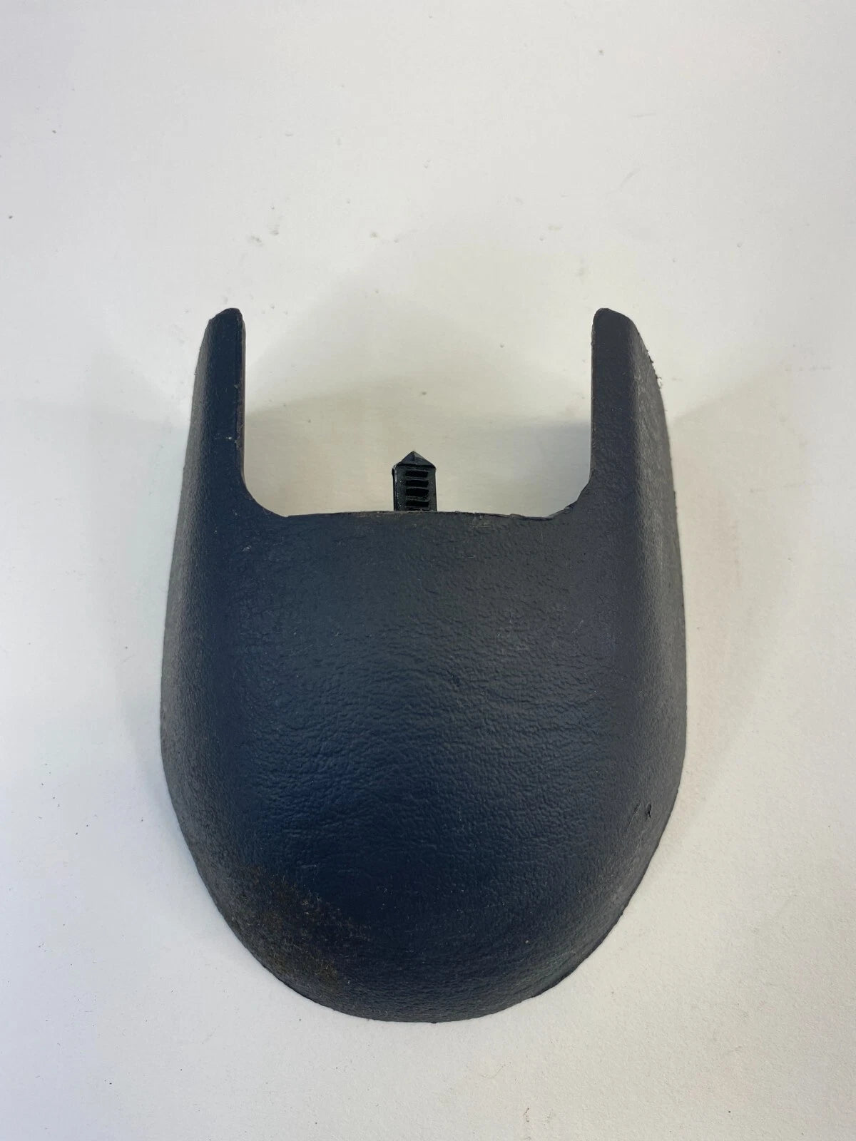 99-04 JEEP GRAND CHEROKEE FRONT LEFT SEAT TRACK END COVER TRIM CAP 5FZ19TRM OEM