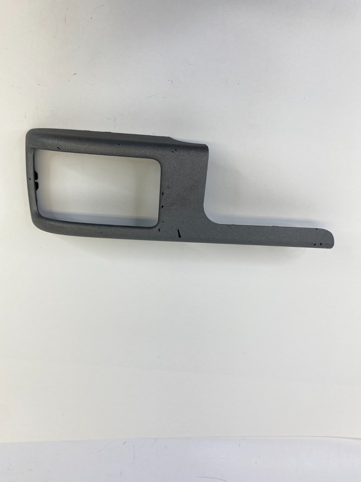 2003-2006 Range Rover Rear Right Side Interior Door Handle Cover Trim Bezel OEM